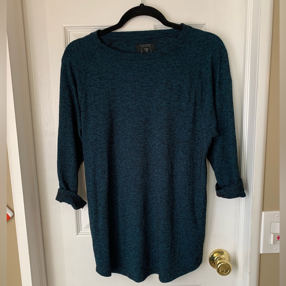 NEW: Guess 3/4 Sleeve Lightweight Knit